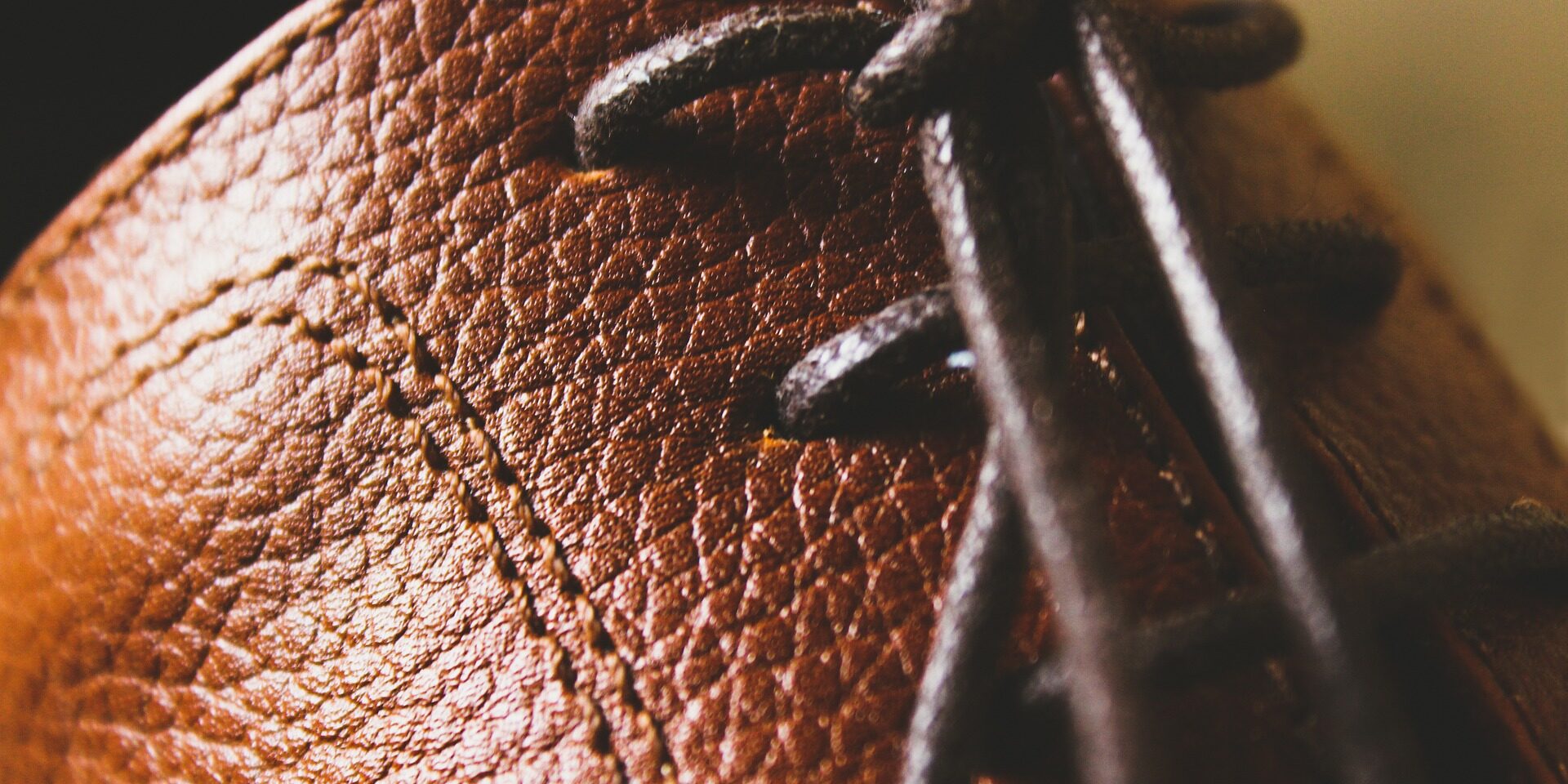 shoes-g67266b903_1920